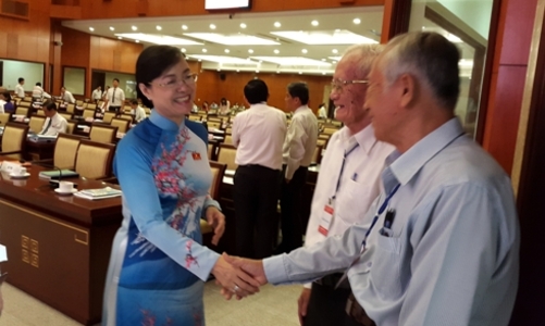 Lấy phiếu tín nhiệm Hà Nội - Tp.HCM: Những trùng hợp thú vị