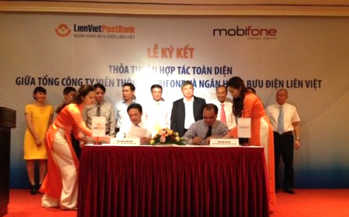 Tại lễ ký kết thỏa thuận, hai bên thống nhất cùng phát hành sim mắc-ca, nhằm mở rộng cung cấp thông tin về phát triển cây mắc-ca tại Việt Nam.