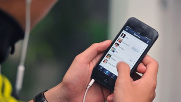 Nhà mạng trước “mối nguy” nhắn tin, gọi điện miễn phí