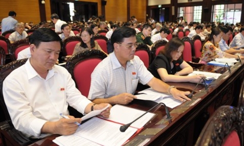 Giám sát nợ công khó đến mức nào?