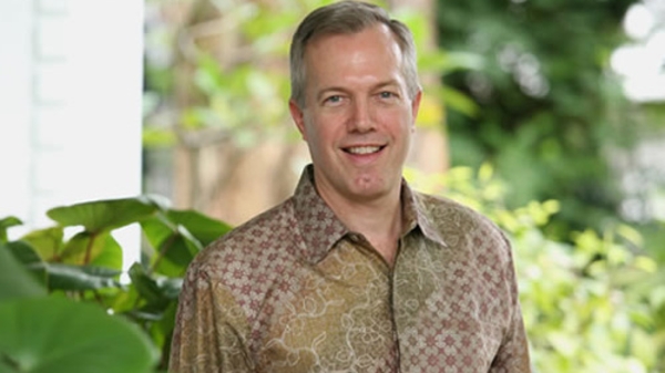 “Đến lúc Mỹ bỏ lệnh cấm vũ khí với Việt Nam”