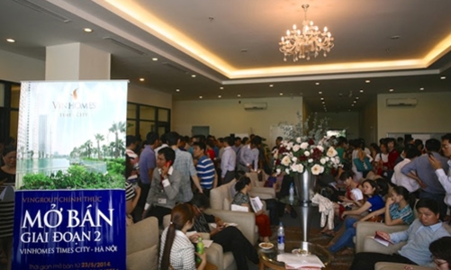 Bán hết gần 600 căn hộ Times City trong hai ngày