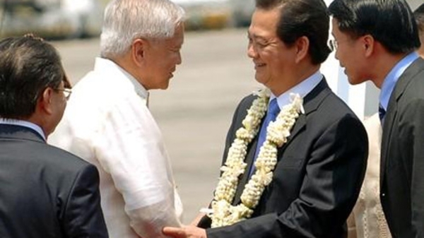 Việt Nam, Philippines bàn chuyện biển Đông