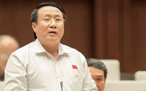 Theo đại biểu Hà Sỹ Đồng, trong thời gian qua, sự phối hợp giữa hai chính sách tài khóa và tiền tệ thường lỏng lẻo, rời rạc, đôi khi xung đột, triệt tiêu nhau. <br>