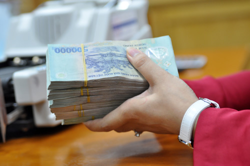 Kỳ báo cáo của các ngân hàng nửa đầu năm nay cũng cho thấy một điểm rất rõ: tổng tài sản của nhiều thành viên tiếp tục giảm, mà nguyên nhân chủ yếu là bớt gửi - vay trên liên ngân hàng.