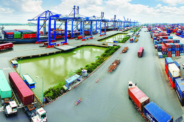 Theo nguyên Phó thủ tướng Vũ Khoan, thể chế kinh tế của Việt Nam tuy đã khá lên nhưng vẫn còn lạc hậu, không theo kịp được hội nhập. Nhiều thể chế quốc tế còn chưa tiếp cận được.