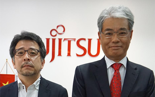 Ông Kudo Sei, Tổng giám đốc Fujitsu Vietnam (bên phải) và ông Kaneuchi Takanori, Tổng giám đốc VNPT Fujitsu Telecommunication.<br>