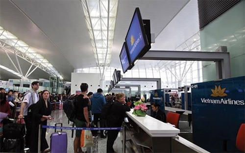 Tháng 12/2014, Bộ Giao thông Vận tải đã phê duyệt giá trị thực tế của công ty mẹ ACV tính đến ngày 30/6/2014 là 37.919 tỷ đồng, trong đó giá trị thực tế vốn Nhà nước là 20.769 tỷ đồng - Ảnh: TNCK.<br>