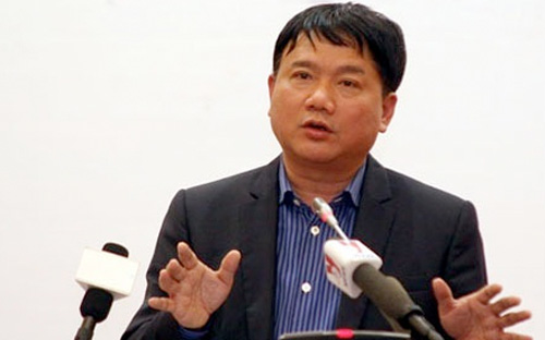 Bộ trưởng Bộ Giao thông Vận tải Đinh La Thăng cho biết, dịp Tết năm nay 
ngành giao thông đã chuẩn bị 500 nghìn vé tàu, 2 triệu vé máy bay cho 
người dân đi lại.