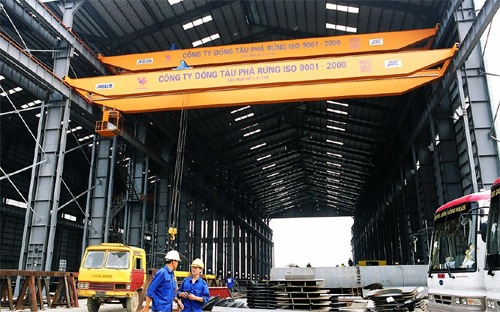  Số cổ phần mua theo lô sẽ không được chuyển nhượng trong vòng 5 năm đầu.<br>