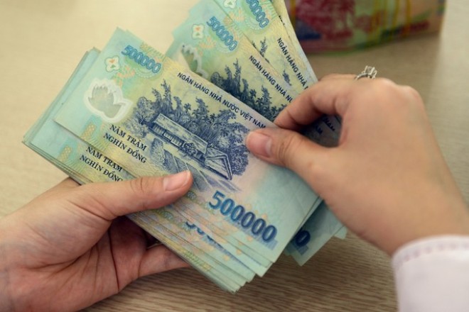 Trong trường hợp các bên không thể đưa ra tiếng nói chung sau nhiều cuộc họp, thì theo quy chế, Chủ tịch Hội đồng Tiền lương Quốc gia sẽ quyết định lựa chọn phương án cuối cùng.<br>