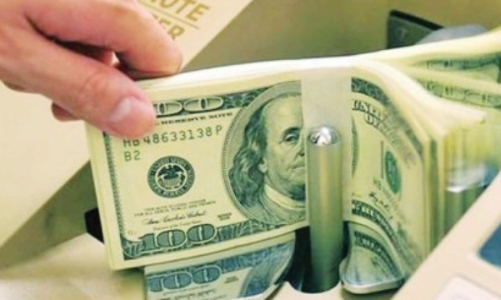 Ngân hàng Nhà nước chọn dẫn dắt hay chạy theo thị trường?