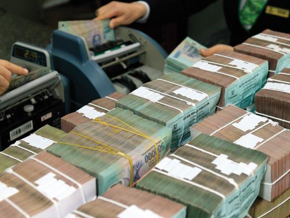 Một trong các nguyên nhân khiến nợ xấu lớn, vẫn còn tiếp tục chịu áp lực tăng trở lại, việc xử lý nhanh nợ xấu vẫn còn nhiều khó khăn được Chính phủ nhìn nhận là thiếu nguồn lực tài chính công để có thể hỗ trợ việc xử lý nợ xấu.