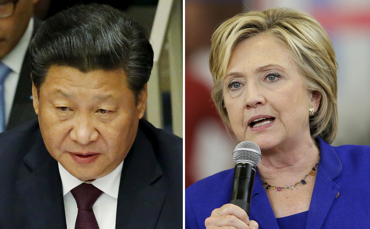 Ứng viên đang tranh cử Tổng thống Mỹ Hillary Clinton (bên phải) đã thẳng thừng lên tiếng chỉ trích Chủ tịch Trung Quốc và thể hiện sự ủng hộ đối với phong trào giải phóng 20 nữ tù nhân (#FreeThe20) trên khắp thế giới.<br>