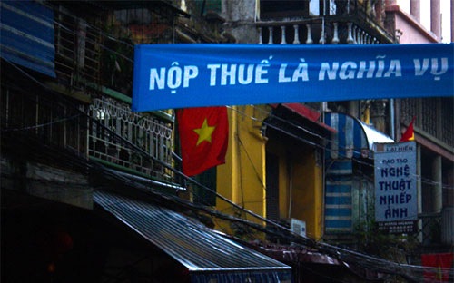 Tiền thuế hay túi tiền quốc gia suy cho cùng cũng là của nhân dân, phục vụ lợi ích người dân.