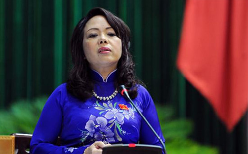 Bộ trưởng Bộ Y tế Nguyễn Thị Kim Tiến cung cấp khá nhiều thông tin đáng chú ý trong việc quản các cơ sở hành nghề y tế tư nhân.