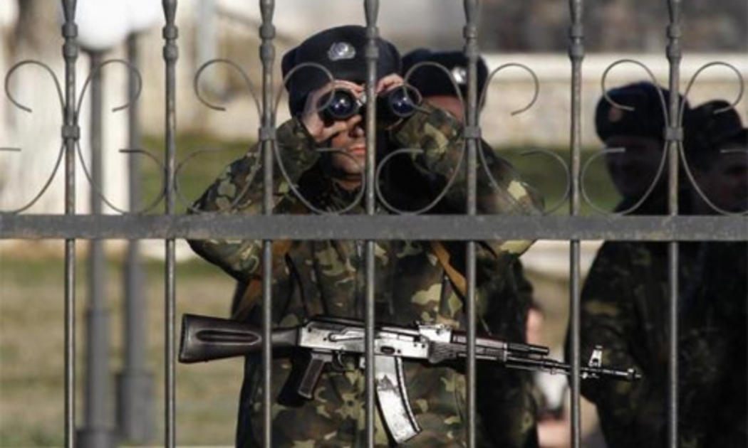 Cuộc khủng hoảng ở Ukraine vẫn duy trì tình trạng căng thẳng cao độ - Ảnh: Reuters.<br>