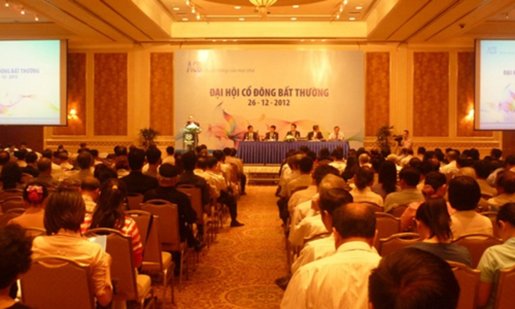 Đại hội cổ đông bất thường của ACB, diễn ra hôm 26/12/2012.<br>