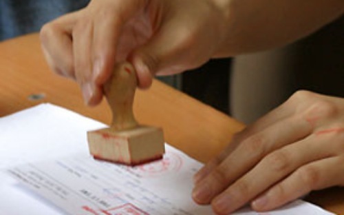 Tháng 10/2014, khi thẩm tra sơ bộ dự án luật này, Thường trực Ủy ban Tài chính - Ngân sách đã trình bày quan điểm không áp dụng cơ chế báo cáo “mật” đối với dự toán, quyết toán khi trình ra các cơ quan dân cử - Ảnh minh họa.