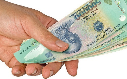 Nghị định cũng quy định tiền lương làm thêm giờ, làm thêm trong các ngày lễ, tết dao động ít nhất từ 150 - 300% so với ngày thường.<br>