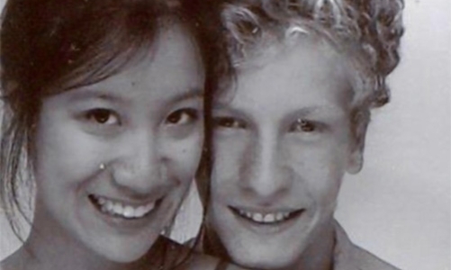 Những gia đình có nhiều người thân trên MH370