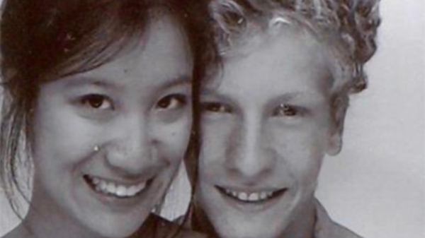 Những gia đình có nhiều người thân trên MH370