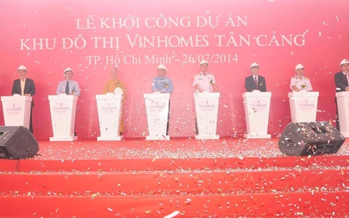 Nghi thức bấm nút khởi công dự án Vinhomes Tân Cảng.