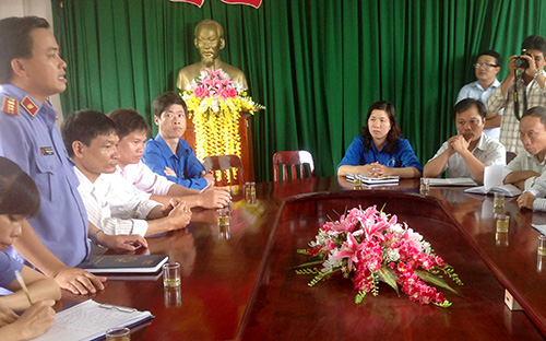 Một buổi xin lỗi người bị oan sai, do viện kiểm sát nhân dân thực hiện.<br>