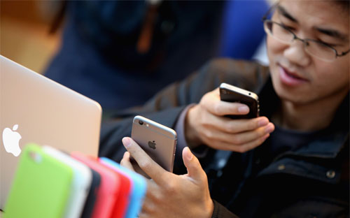 Các chuyên gia cũng nhấn mạnh rằng, vụ tấn công vào người dùng iCloud ở 
Trung Quốc diễn ra trùng thời điểm Apple đưa iPhone 6 vào thị trường 
này - Ảnh: Getty.<br>