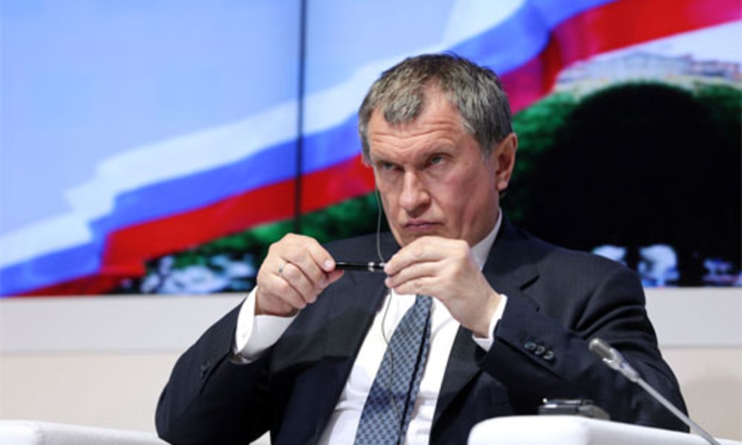 Ông Igor Sechin, người đứng đầu tập đoàn dầu lửa quốc doanh OAO Rosneft, một trong số những nhân vật bị phương Tây đưa vào danh sách trừng phạt mới - Ảnh: Bloomberg.<br>