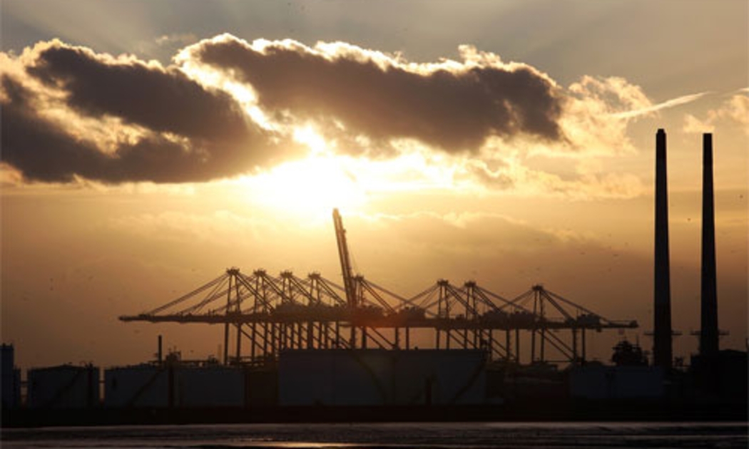 Một kho chứa dầu diesel ở Thurrock, Anh - Ảnh: Bloomberg/WSJ.<br>