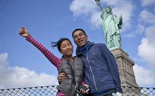 Cuộc thăm dò cũng cho thấy, người Trung Quốc thiên về quan điểm xem Mỹ là quốc gia hùng mạnh nhất thế giới hơn cả người Mỹ - Ảnh: Getty.<br>