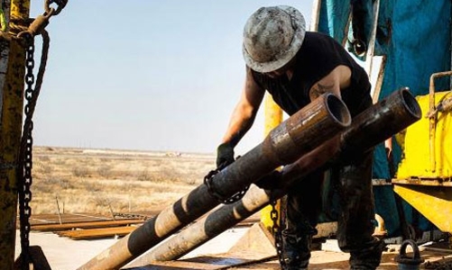 Giá dầu tăng mạnh nhất trong 2 năm rưỡi