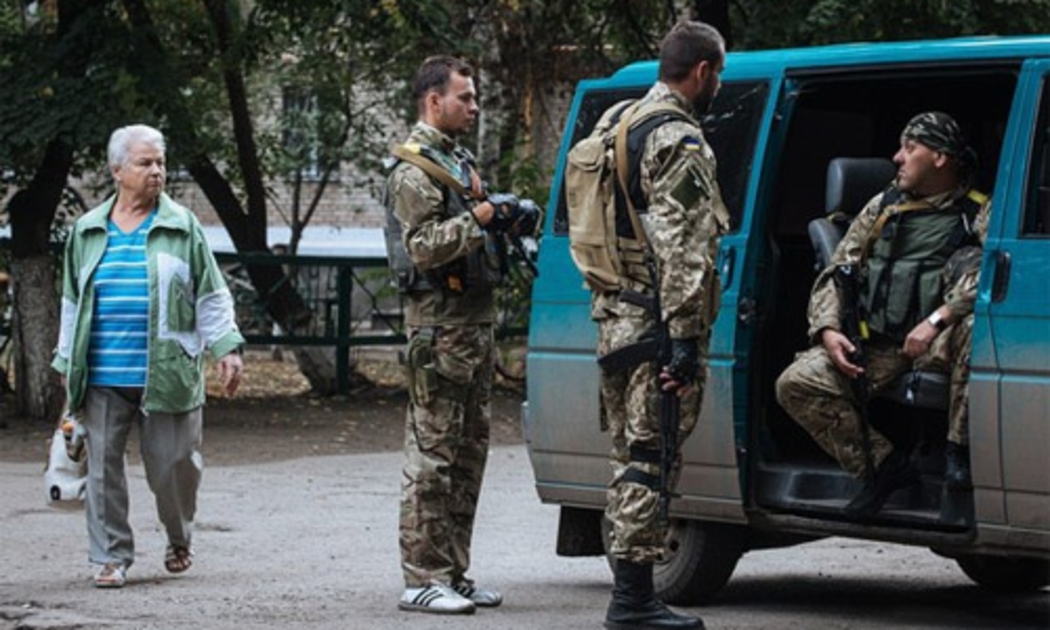 Binh sỹ chính phủ Ukraine ở Kramatorsk, miền Đông Ukraine ngày 9/9 - Ảnh: EPA/WSJ.<br>
