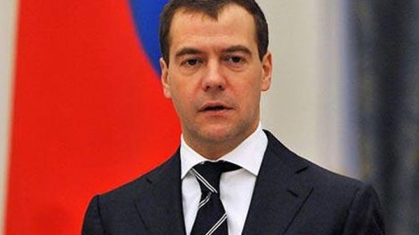 Thủ tướng Medvedev: “Nga có lẽ đã mất hàng chục tỷ USD”