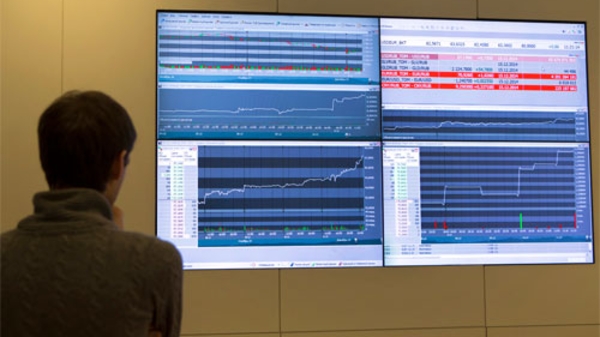 Thị trường chứng khoán Nga sụt 12% trong 1 ngày