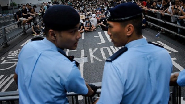 Người biểu tình Hồng Kông không chịu về nhà