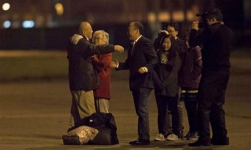 Vì sao Triều Tiên thả 2 tù nhân Mỹ?