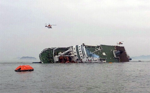 Chiếc phà gặp nạn thuộc quyền sở hữu và vận hành của Chonghaejin Marine, một công ty của Hàn Quốc - Ảnh: Bloomberg.<br>