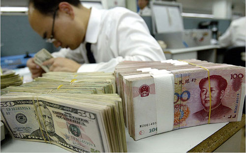 Tuần này, tỷ giá đồng Nhân dân tệ đạt mức 6,0406 Nhân dân tệ đổi 1 
USD, mức cao nhất kể từ Trung Quốc thống nhất tỷ giá chính thức và tỷ 
giá thị trường vào cuối năm 1993 tới nay.