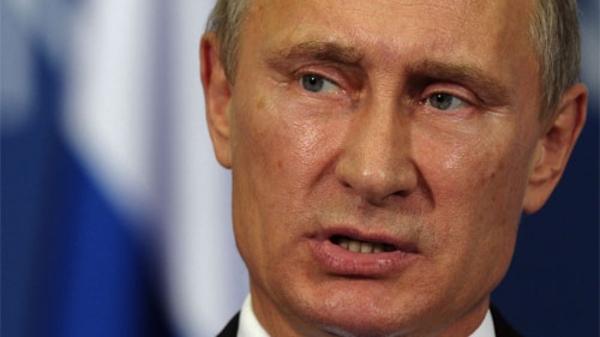 Fitch mạnh tay hạ điểm tín nhiệm của Nga