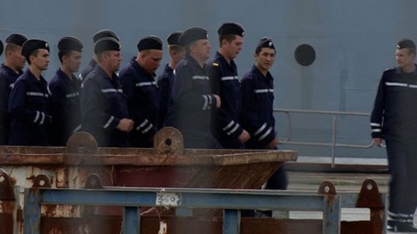 Pháp hai lần hoãn giao tàu cho Nga vì tình hình Ukraine