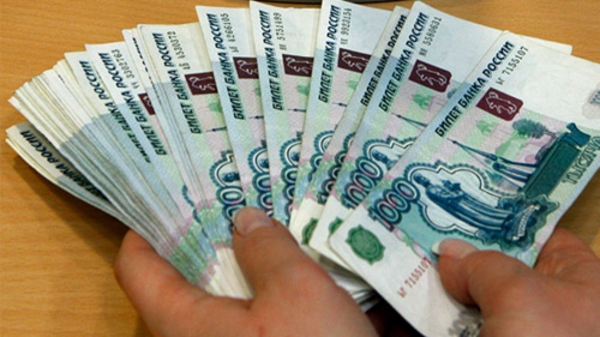 Nga mạnh tay can thiệp cứu tỷ giá đồng Rúp