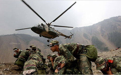 Trung Quốc đã nhiều năm liền tăng chi tiêu quốc phòng hai con số - Ảnh: Nytimes.<br>