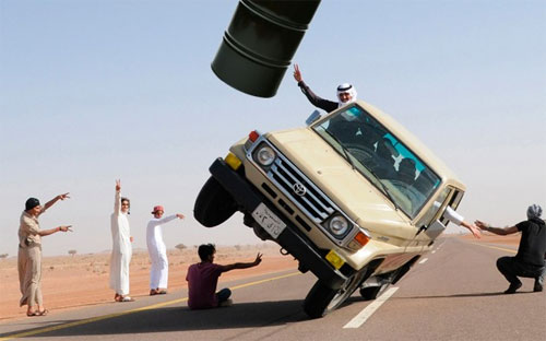 “Saudi Arabia là quốc gia duy nhất ở vị thế muốn tăng sản lượng dầu là 
tăng được ngay, và muốn giảm sản lượng dầu cũng giảm được ngay” - Ảnh: Reuters.<br>