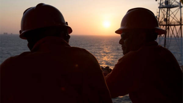 Mất việc hàng loạt trong ngành dầu khí thế giới