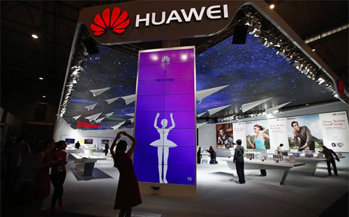 Sân nhà Trung Quốc hiện là thị trường lớn nhất của Huawei - Ảnh: Bloomberg/WSJ.<br>