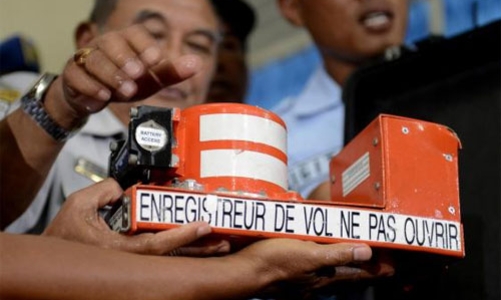 Indonesia tìm thấy thân máy bay AirAsia