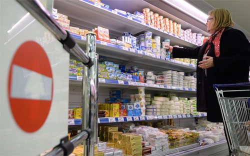 Bên trong một siêu thị ở Moscow, Nga - Ảnh: RIA.<br>