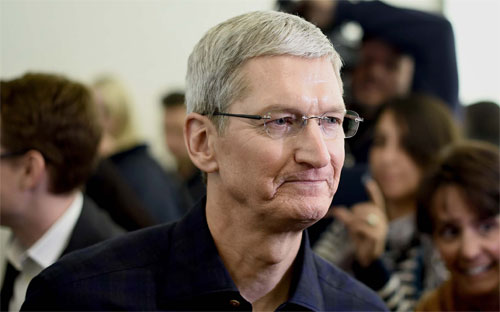 CEO Tim Cook của Apple - Ảnh: Bloomberg.<br>